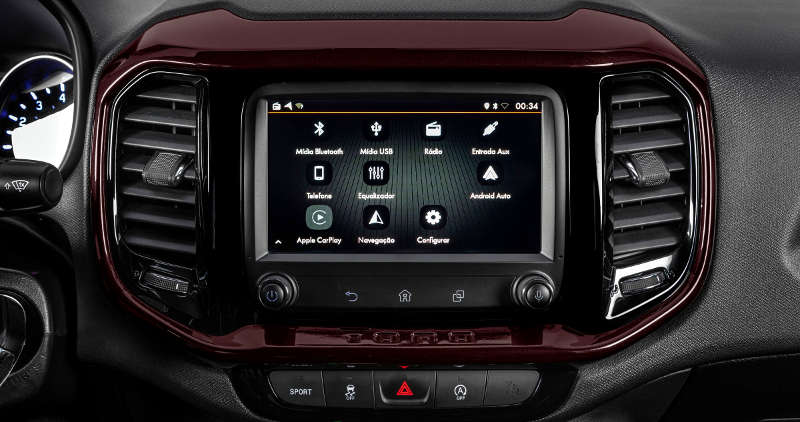Central multimídia UConnect 7 é de série a partir do Fiat Toro Freedom 2021