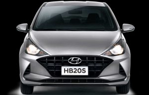 Dianteira do Hyundai HB20 e do HB20S Vision 2021