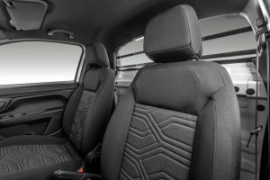 Interior da Fiat Strada Freedom Cabine Simples (Plus)
