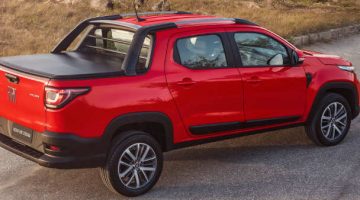 Fiat Strada Volcano 2021