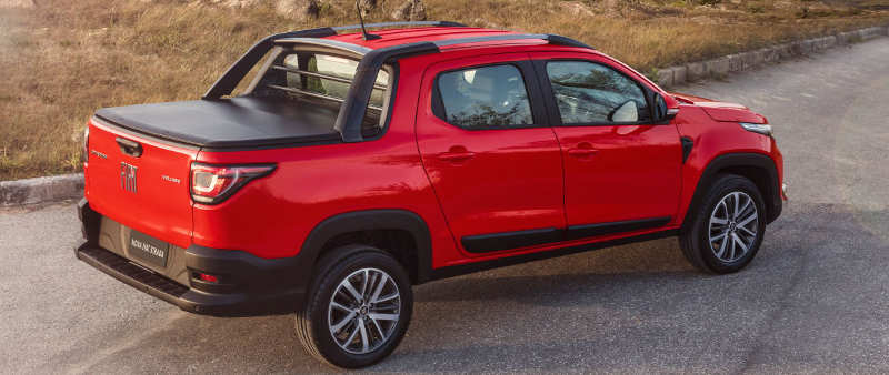 Fiat Strada Volcano 2021