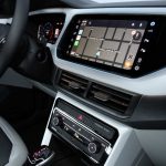 Painel com VW Play do Volkswagen T-Cross Highline 2021
