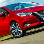 Dianteira do Nissan Versa Exclusive é inspirada e antecipa o Kicks 2022