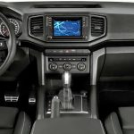 Painel da Volkswagen Amarok Extreme Black Style 2021