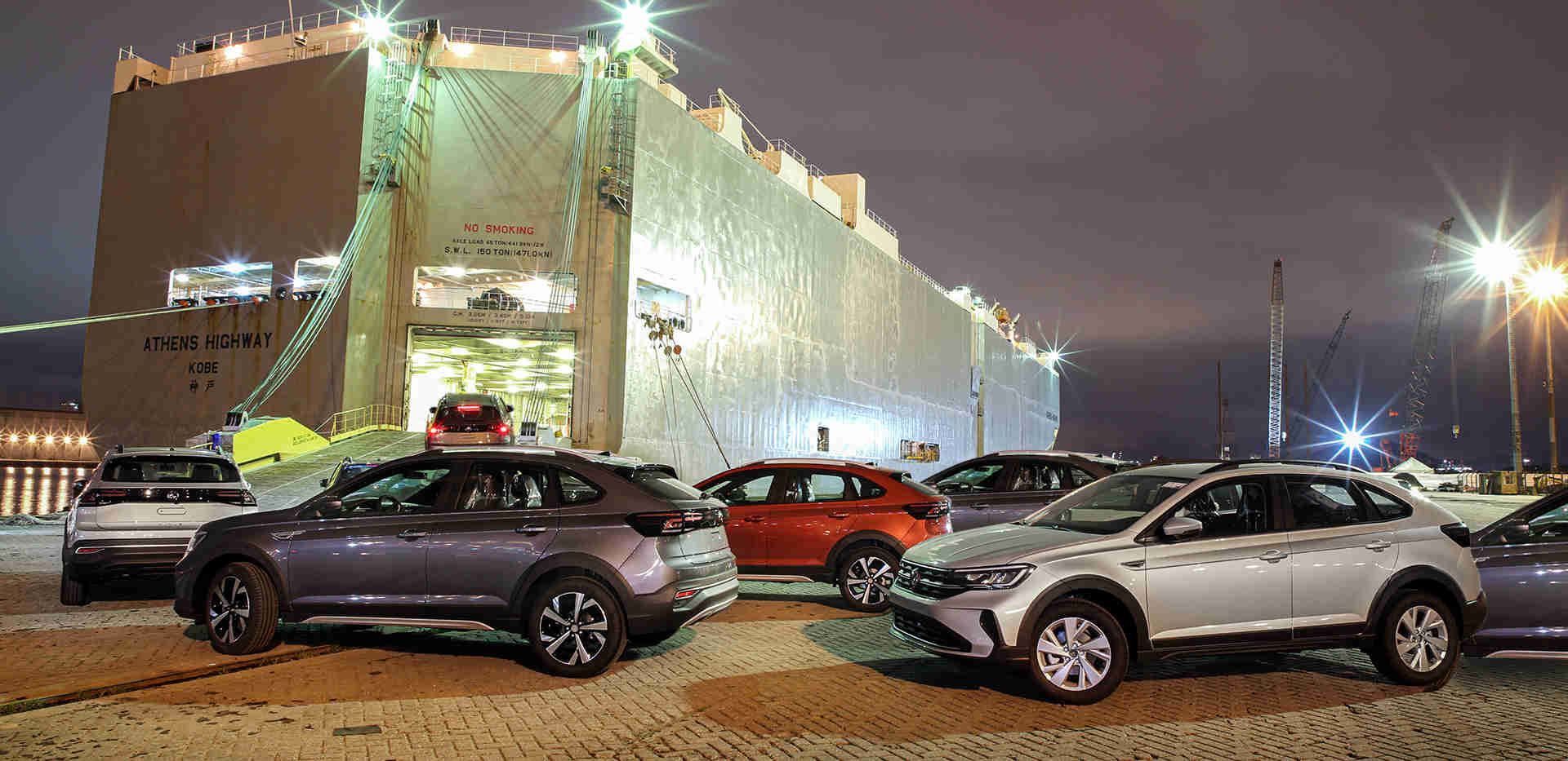 Foto que dá destaque para o Volkswagen Nivus sendo exportado para a Argentina