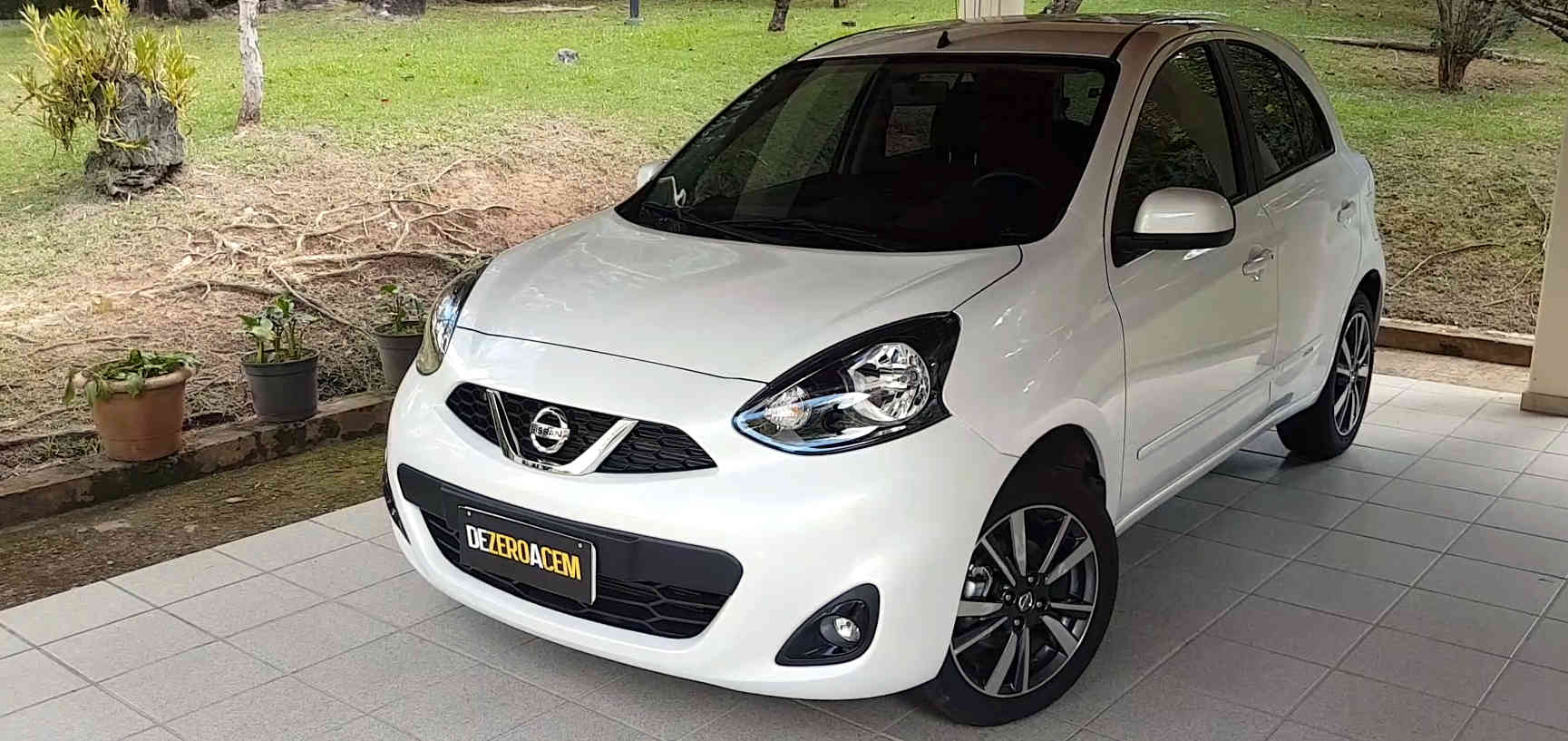Nissan March SL CVT 2020