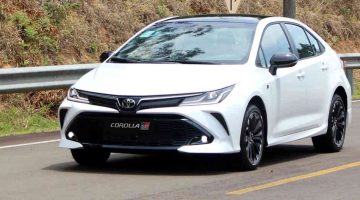Toyota Corolla GR-S 2022 esportivo