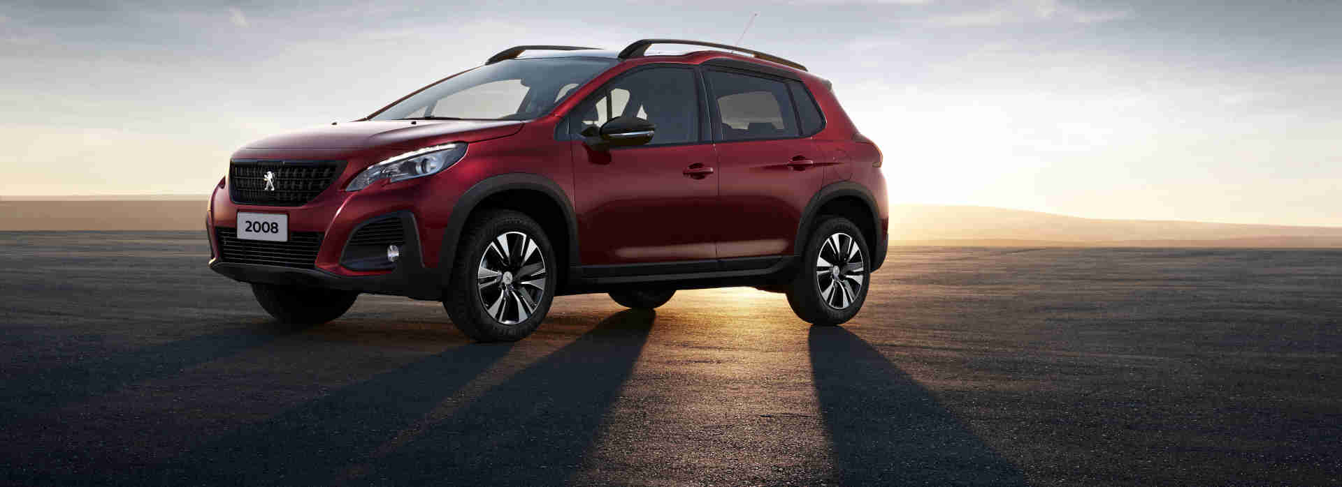 Capa com o Peugeot 2008 Griffe THP