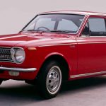 Foto da primeira geração do Toyota Corolla - 1966/1970