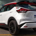 traseira da série especial XPlay do Nissan Kicks