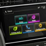 central multimídia Media Evolution do Renault Kwid 2023