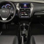 Painel do Yaris XLS 2023
