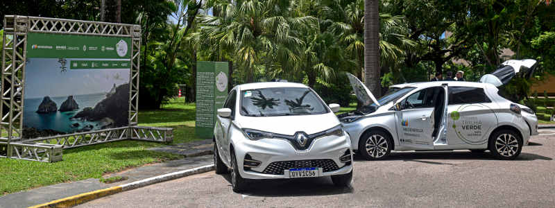 Renault/Divulgação Foto do Renault Zoe E-Tech elétrico que irá para Fernando de Noronha