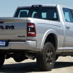 Foto do visual da nova Ram 3500 Laramie Night Edition