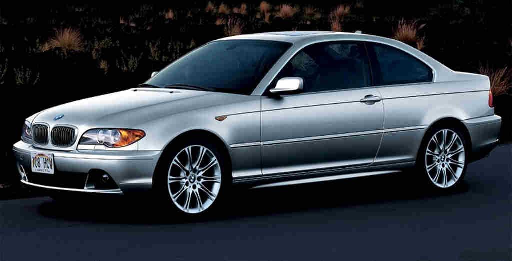 Foto de um BMW 330Ci Coupe 2005