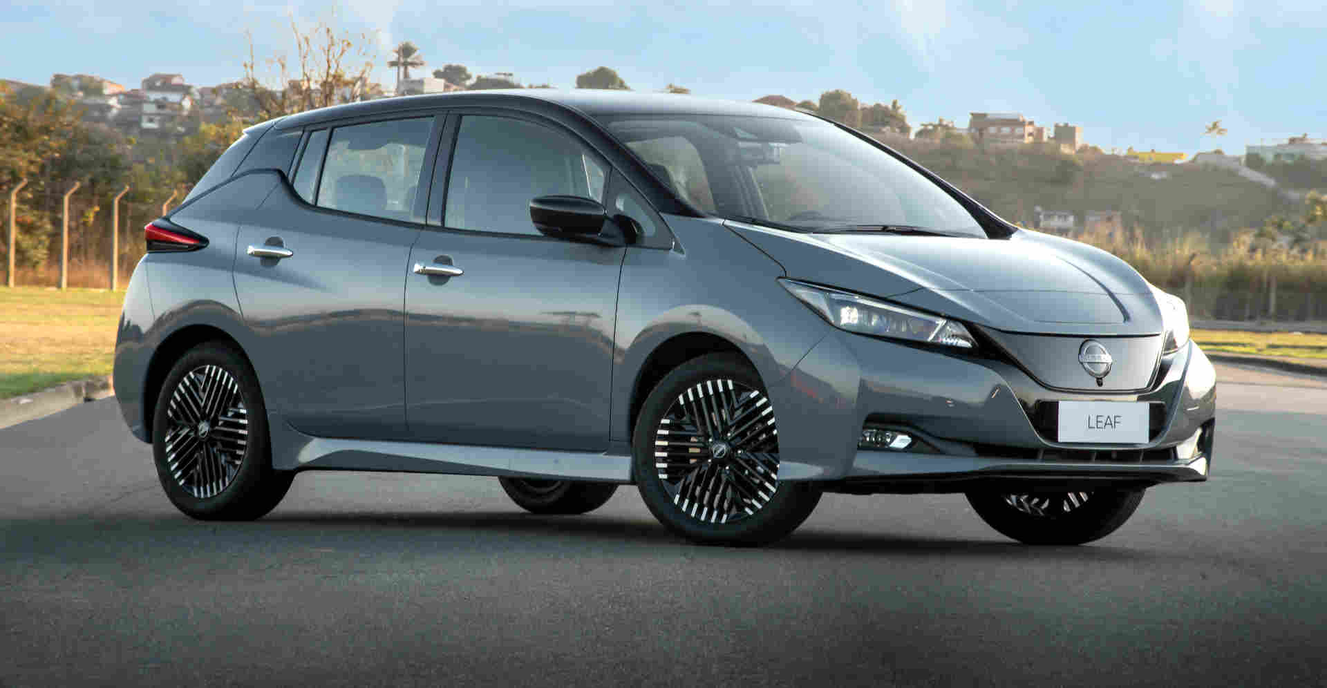 Foto de capa do Nissan Leaf 2023