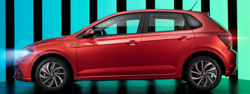 Volkswagen/Divulgação Lateral do Volkswagen Polo Highline 2023
