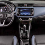 Painel do Nissan Versa Exclusive 2024