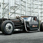 Foto do Elvis, um dos finalista do Hot Wheels Legends Brasil com o seu GM Chevrolet V12