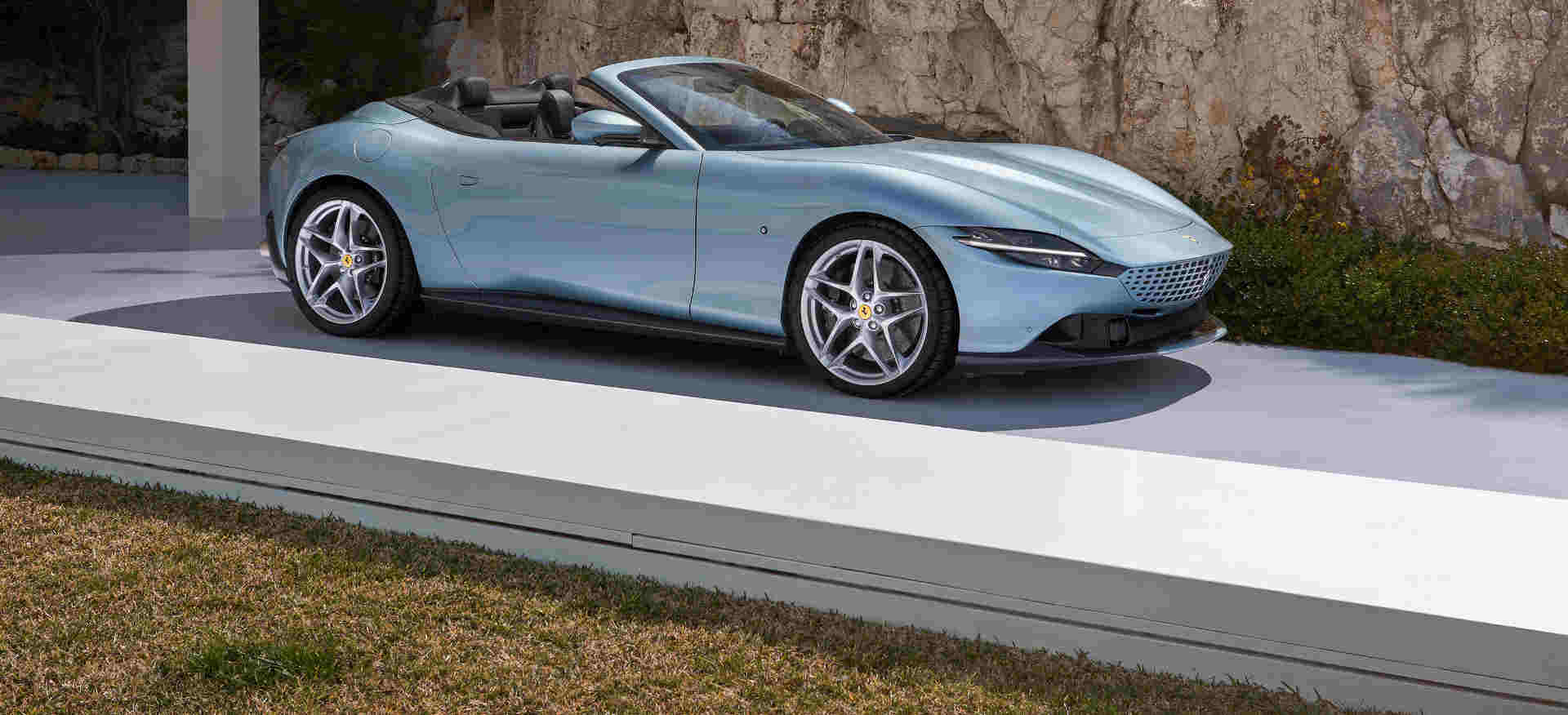 Foto de capa da Ferrari Roma Spider