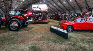 Foto de capa da Rampage no estande da Case IH na Agrishow