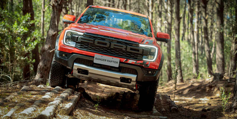 Foto da Ford Ranger Raptor no off-road