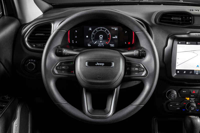 Foto do painel do Jeep Renegade Altitude 2025