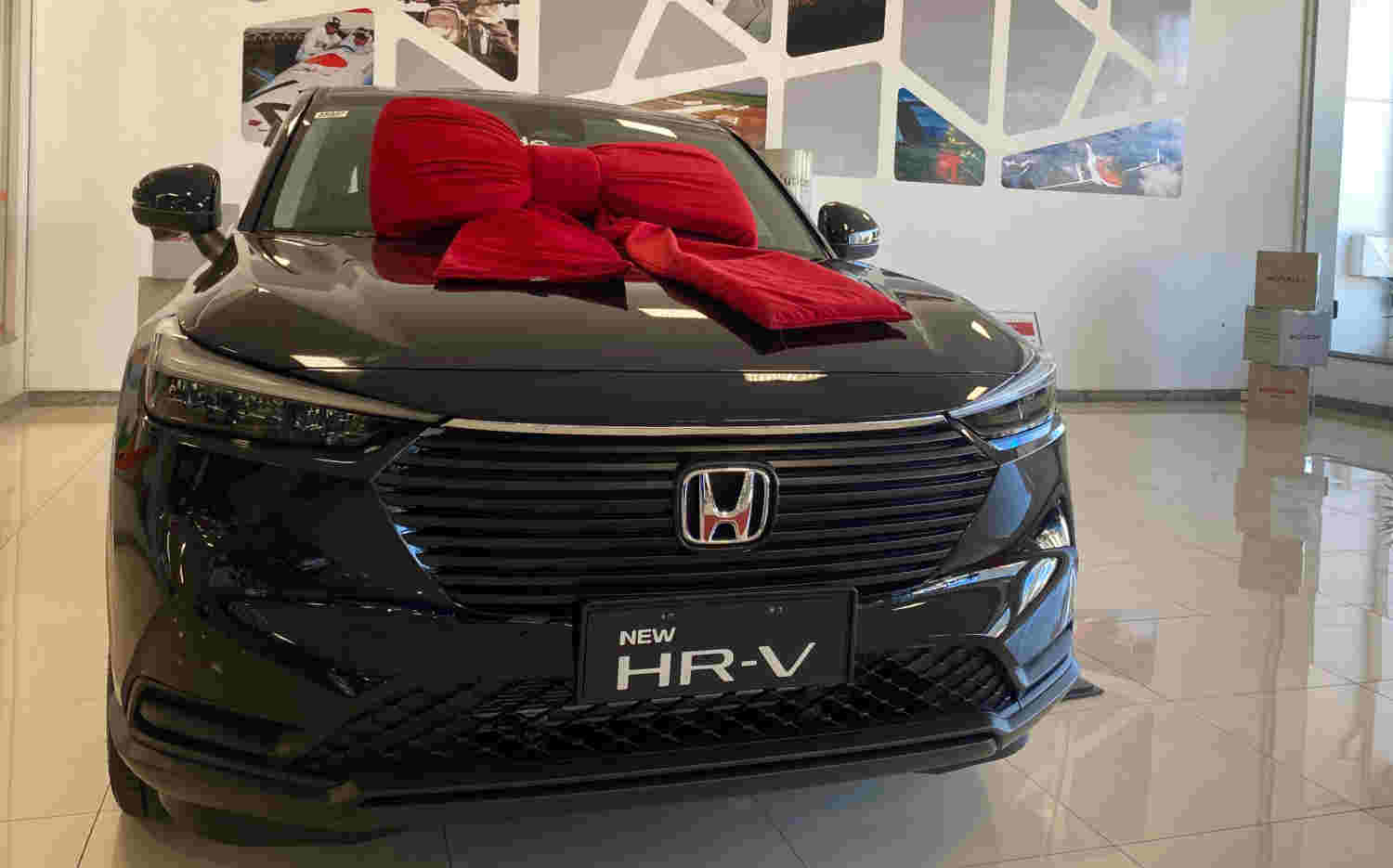 Foto de capa do Honda HR-V 2025 na concessionária Banzai