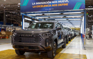 Foto da picape Ram Dakota fabricada em Córdoba, na Argentina