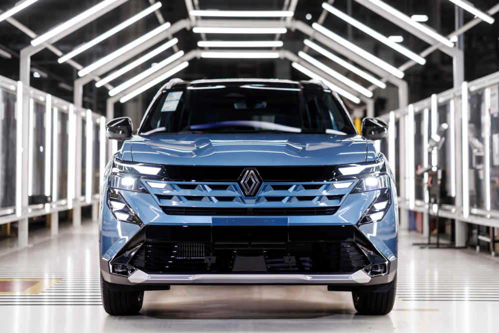 Picture of the first Renault Boreal produced in Brazil