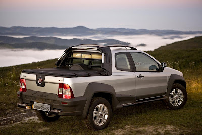 Fiat-Strada-Adventure-cabine-dupla-picape-Brasil