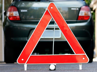 Cesvi-triangulo-segurança-carro